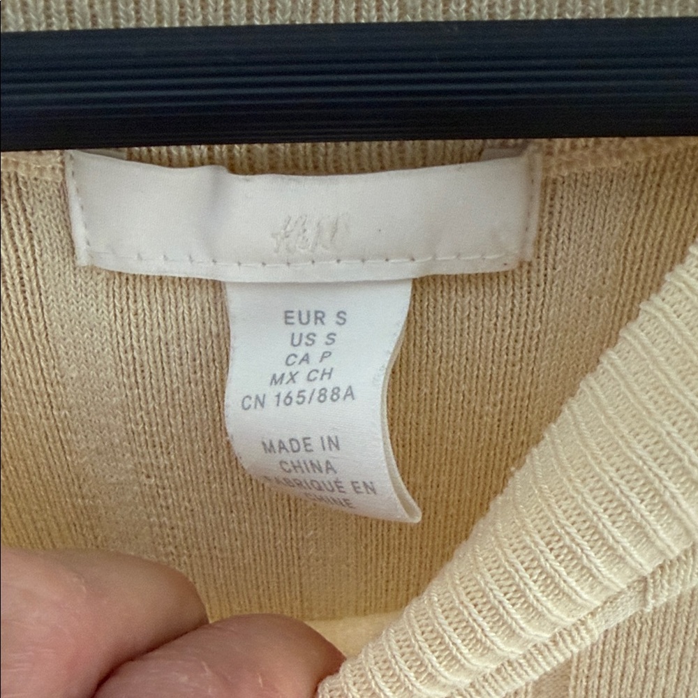 H&M knit Cream Sleeveless Dress - Picture 2 of 2